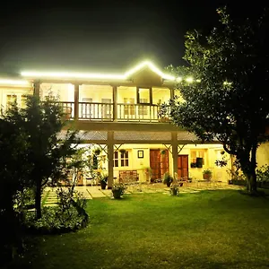 Springfields - A Heritage Palace Since 1902 Hotel