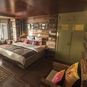Meena Bagh Bed & Breakfast